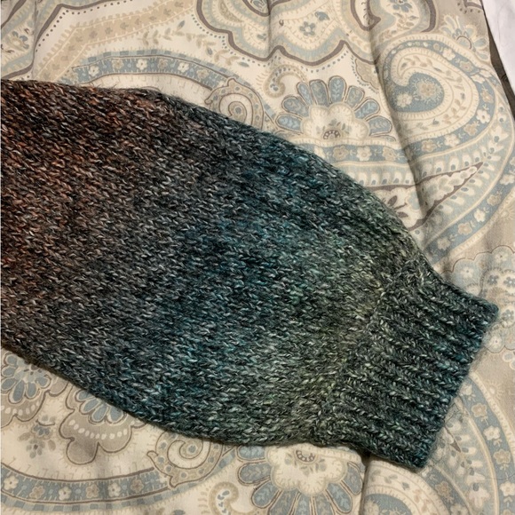 Cute boxy cropped soft sweater - Picture 5 of 6